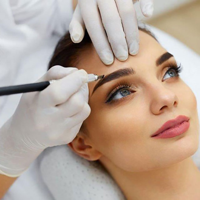 Phương pháp microblading sử dụng công nghệ hiện đại và an toàn